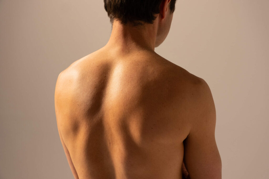 oreiller à mémoire de forme pour une douleur cervicale